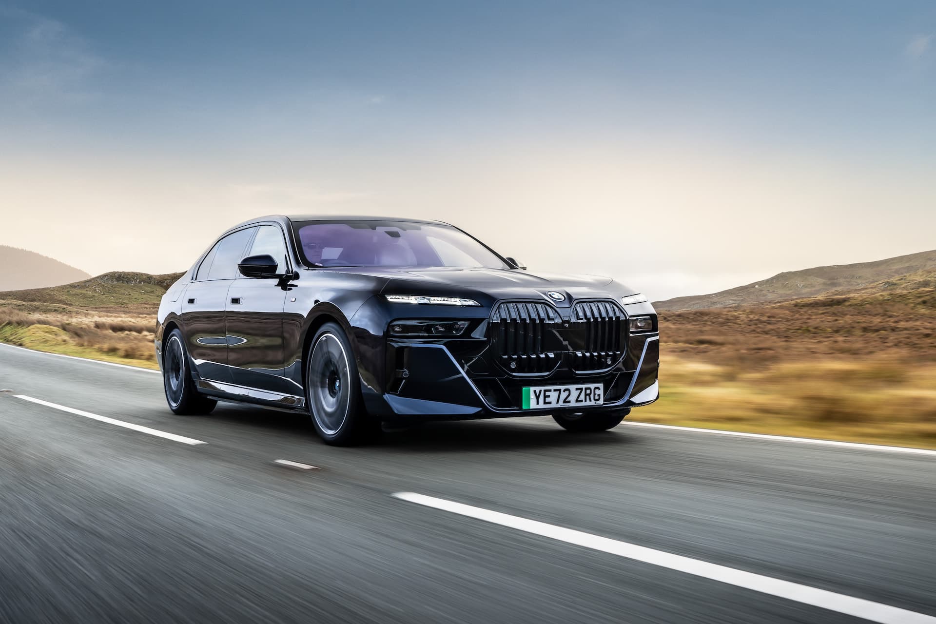 BMW i7
