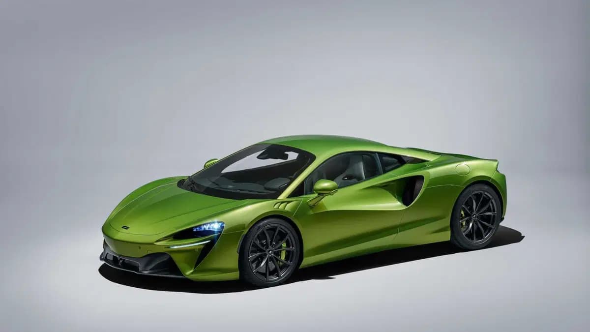 McLaren Artura Coupé