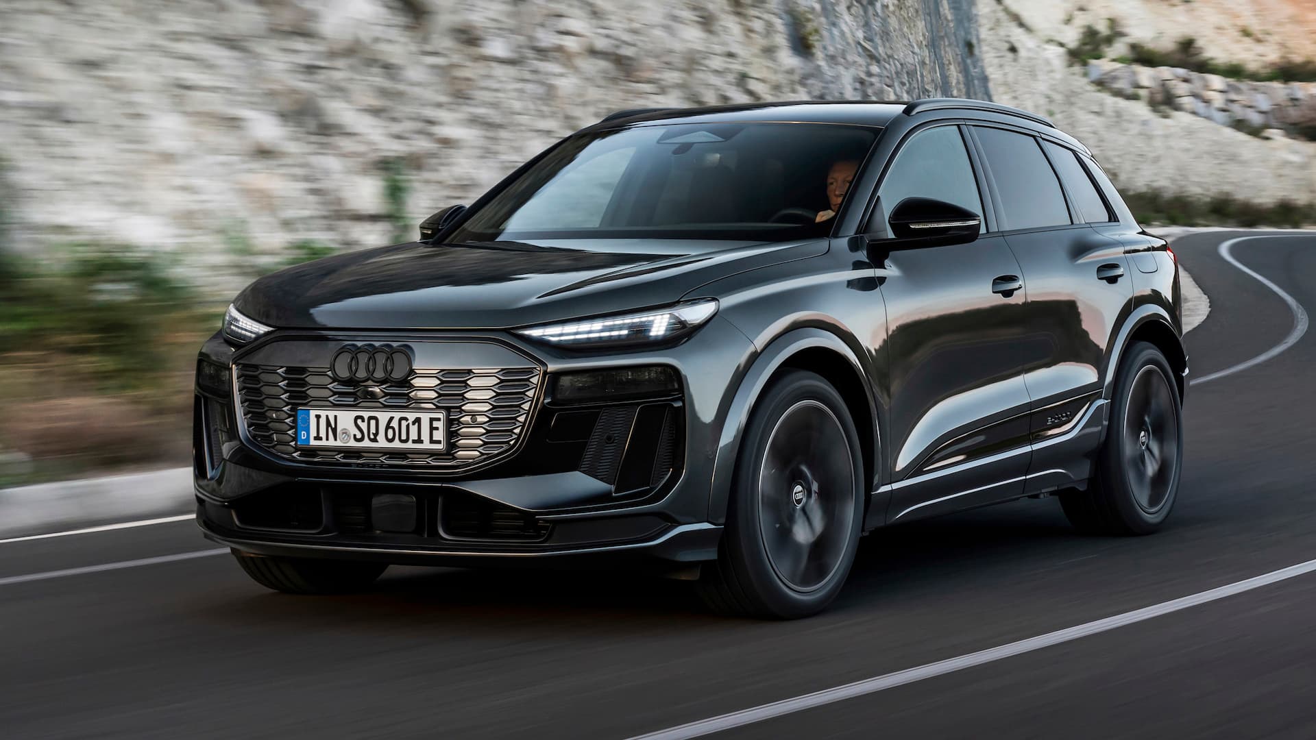 Audi SQ6 e-tron