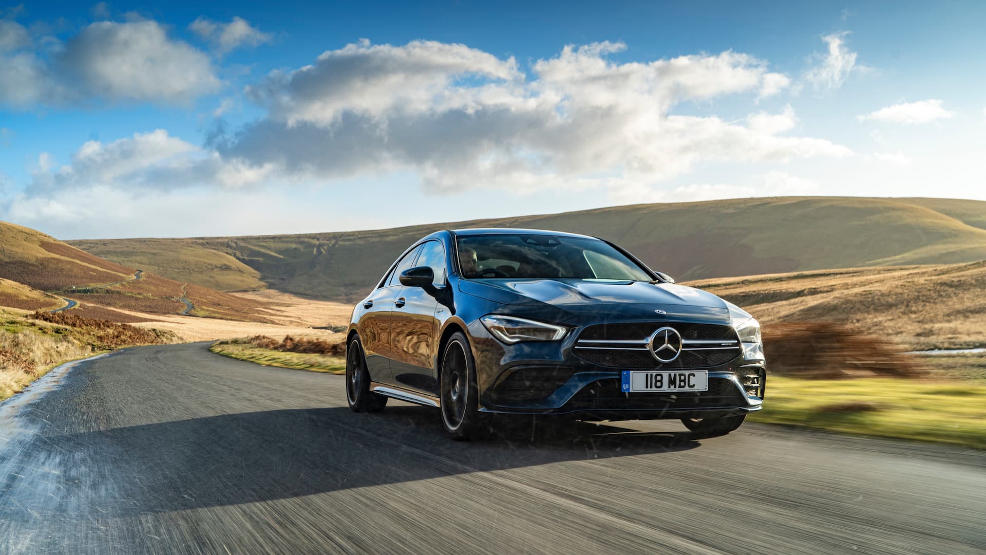 Mercedes-Benz AMG CLA 35