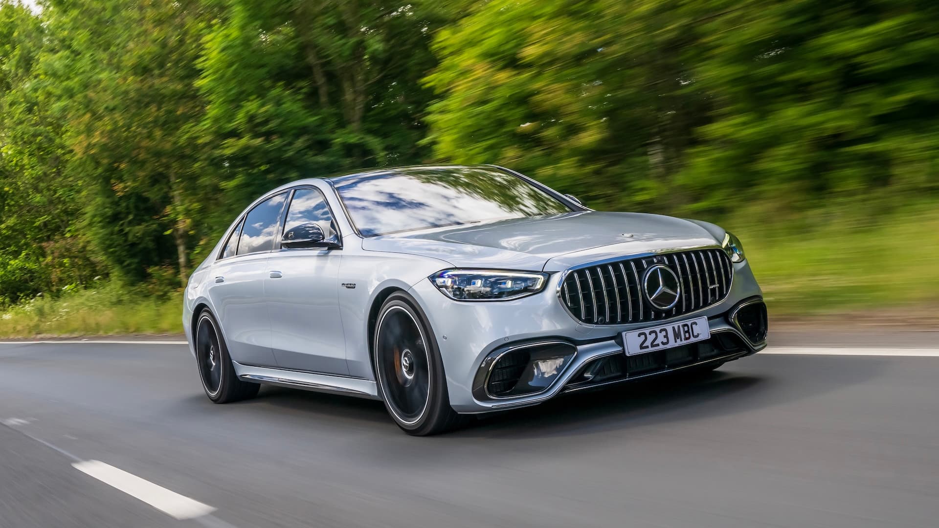 Mercedes-Benz AMG S 63 Saloon