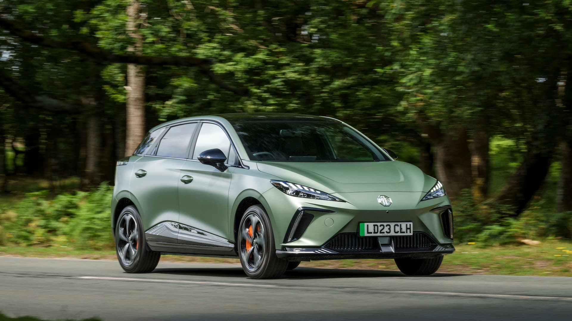 MG MG4 EV XPOWER