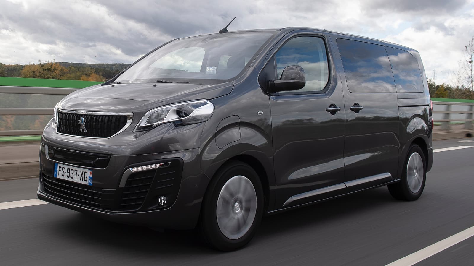 Peugeot e-Traveller